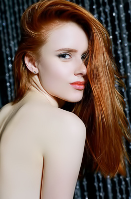 Ginger chick amazes her fans with her real beauty