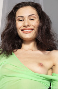 Layla Balan Flirtatious Cutie Flaunts Her Shaved Pussy And Gorgeous Ass
