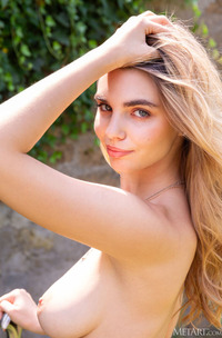 Annette Her Beautiful Big Breasts Bouncing Free And The Swell Of Her Hips And Booty