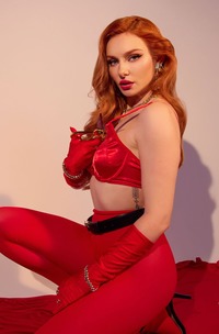 Lacy Lennon In Sexy Red Lingerie And Shows Gorgeous Ginger Bush