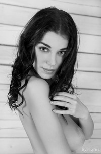 Evita Lima In Erotic Portrait Session