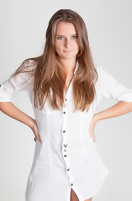 Teen Romina Flashing Her Trimmed Pussy