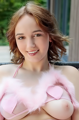 Sweet Young Pussy Rokki
