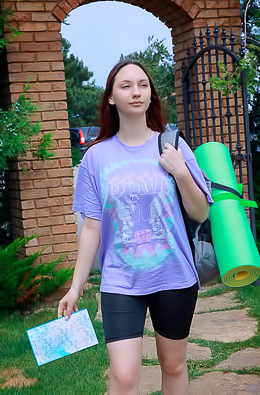 Lea Kitten Her Gorgeous Big Breasts Jiggling With Every Supple Move She Makes