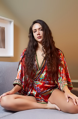 Vixi Rafi Spreads Her Pussy Lips Like Butterfly Wings And Explores It