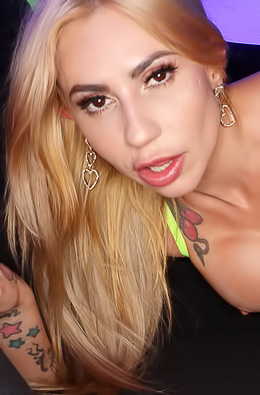 Fucking Mayara Lopes Hard On Set: Tattooed Titfuck baroness devours camera