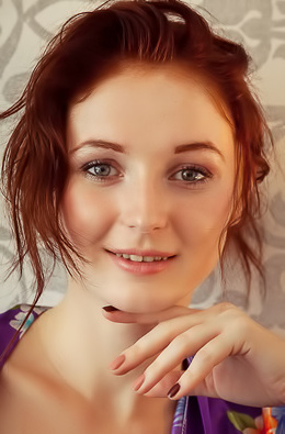 Redhead Teen Cutie Leona