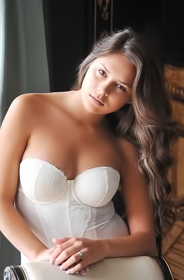 Nina James