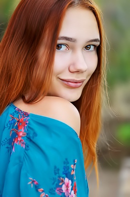 Janey Loves Going Naked Outdoors