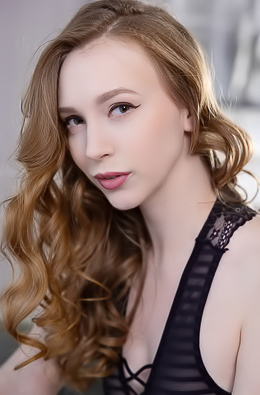 Vicki Wade In Natural Delight