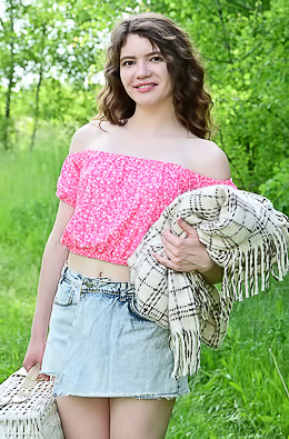 Carrie With Perky Breasts And Trickles Down Her Sexy Body