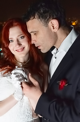 Cherry Crush Suffers Bride Binges While Fucking Cameraman Intensify