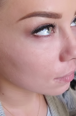 Ashley Lanes Naked Thrill Under Watchful Eyes