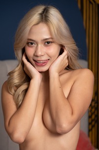 Naksu Blonde With A Beautiful Figure From Thailand